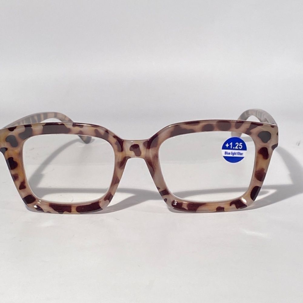 1185 Claudia 1.25 Light Tortoise Oversize Reading Glasses Square Concave NWT - Picture 3 of 9